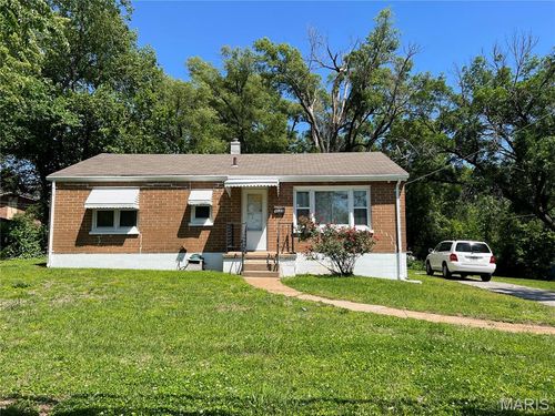 4138 Wright Ave, Saint Ann, MO, 63074-1936 | Card Image