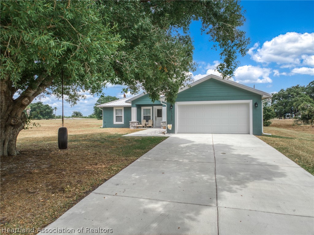 Blue Heron Dr, Sebring, FL 33876