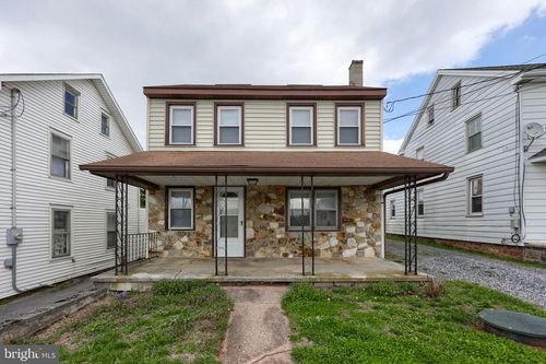 754 W Route 897, REINHOLDS, PA, 17569-9721 | Card Image