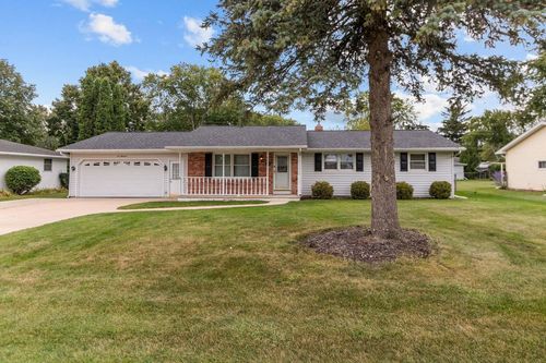 600 Floral Drive, ALLOUEZ, WI, 54301 | Card Image