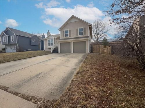 14110 Lora St, Smithville, MO, 64089-8480 | Card Image