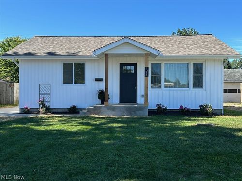 1044 Decatur Street, Vermilion, OH, 44089 | Card Image