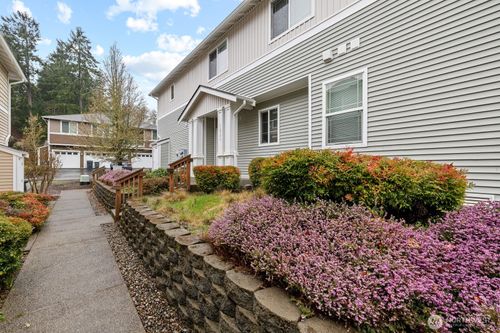 c-1673 Burnside Pl, Dupont, WA, 98327-8825 | Card Image