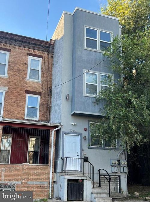 2246 N 12th St, PHILADELPHIA, PA, 19133-1058 | Card Image