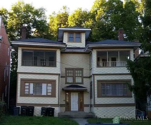 3671 Vine St, Cincinnati, OH, 45220-1260 | Card Image
