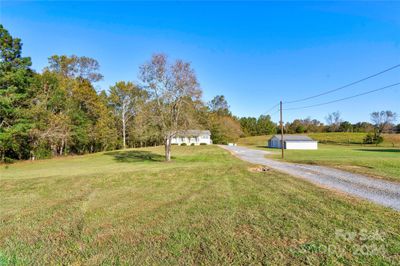 1204 Oak Grove Road, House other with 3 bedrooms, 1 bathrooms and null parking in Kings Mountain NC | Image 3