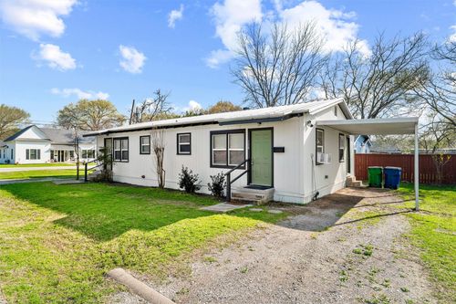 108 Poplar Street, Waxahachie, TX, 75165 | Card Image
