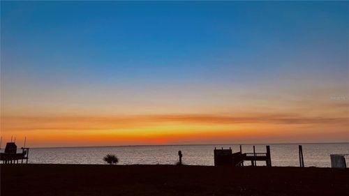 5141 Westshore Dr, NEW PORT RICHEY, FL, 34652-8006 | Card Image