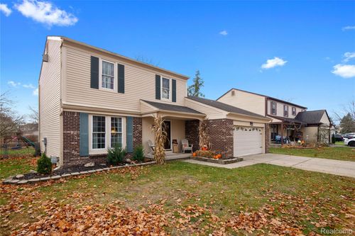 40341 Worthington Ct, Canton, MI, 48188-1510 | Card Image