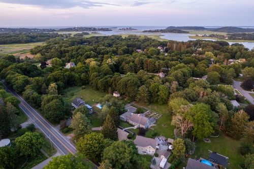 3 Jeffreys Neck Rd, Ipswich, MA, 01938-1307 | Card Image