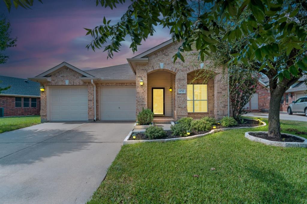 Stardust Dr, North Richland Hills, TX 76180
