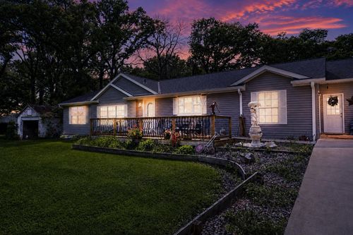55571 160th Street, Austin, MN, 55912 | Card Image