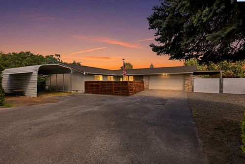 5013 W Sylvester, Pasco, WA, 99301 | Card Image
