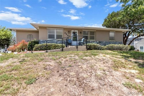 2542 N Regatta Pt, Crystal River, FL, 34429-5227 | Card Image