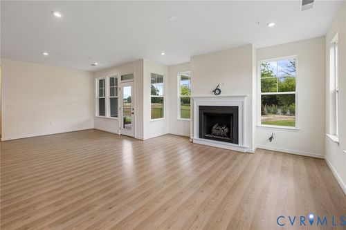 3735 Maze Runner Dr, Midlothian, VA, 23112-3599 | Card Image