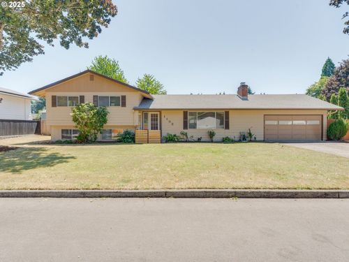 1103 Nw 90th St, Vancouver, WA, 98665-6827 | Card Image