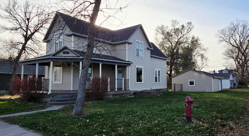 210 N 5th St, Groton, SD, 57445-2027 | Card Image