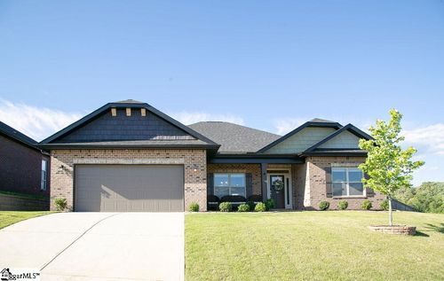 111 Wyatt Dr, Greenville, SC, 29605-6275 | Card Image