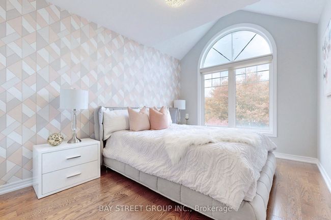 4 Elihof Dr, House attached with 4 bedrooms, 4 bathrooms and 3 parking in Vaughan ON | Image 18