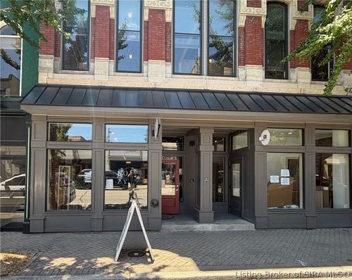 213 Pearl St, New Albany, IN, 47150-3415 | Card Image