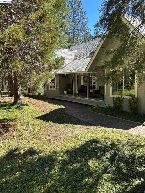5992 Timber Ridge Dr, Magalia, CA, 95954-9149 | Card Image