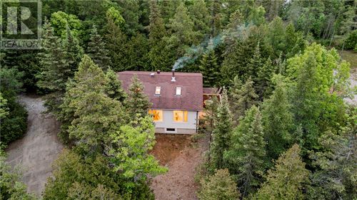164 S Bay Dr, Manitowaning, ON, P0P1N0 | Card Image