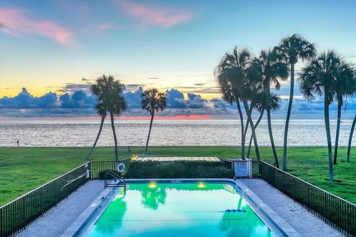 q2-4660 Ocean Blvd, SARASOTA, FL, 34242-1353 | Card Image