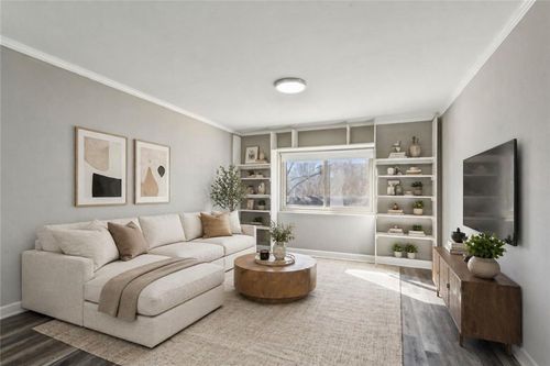 404-2285 Peachtree Rd Ne, Atlanta, GA, 30309-1117 | Card Image