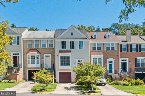 7319 Sunrise Ct, GREENBELT, MD, 20770-2470 | Card Image