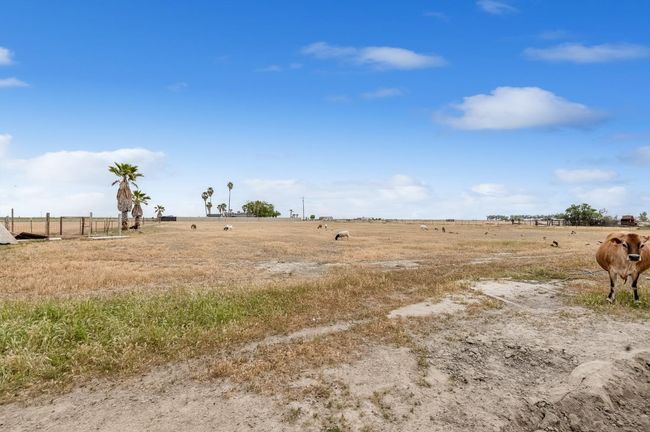 4306 Avenue 50, House other with 5 bedrooms, 0 bathrooms and null parking in Alpaugh CA | Image 41