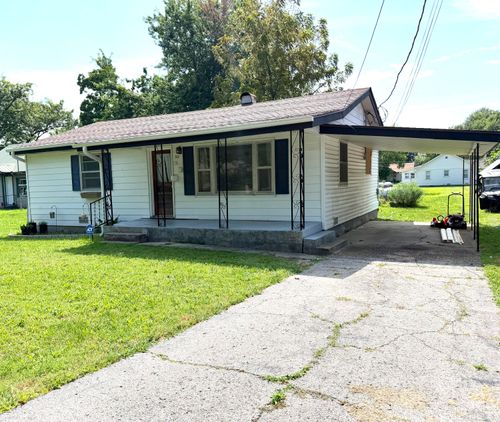 513 S Elm St, Mountain Grove, MO, 65711-2256 | Card Image