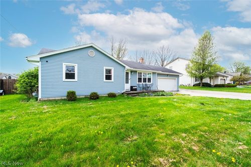 1267 Shields Rd, Youngstown, OH, 44511-3720 | Card Image
