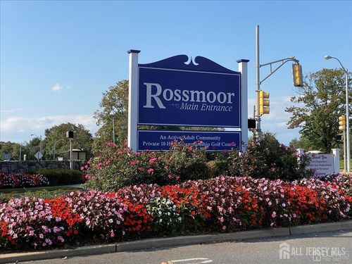 176-C Rossmoor Dr, Monroe, NJ, 08831-3664 | Card Image