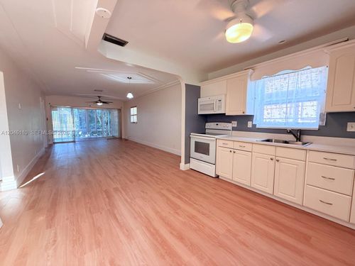 20-2832 Fillmore St, Hollywood, FL, 33020-4258 | Card Image