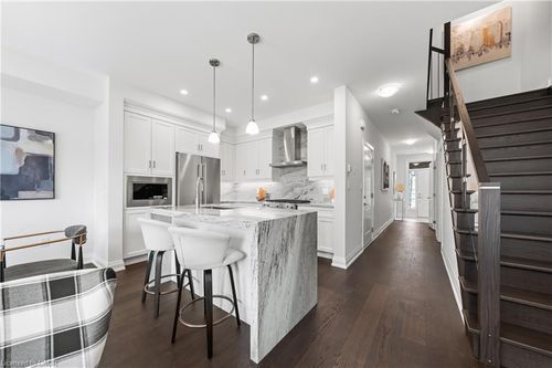 23-675 Victoria Rd N, Guelph, ON, N1E0S9 | Card Image