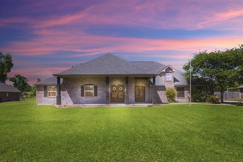 1630 Hollow Cove Ln, Lake Charles, LA, 70611-5157 | Card Image