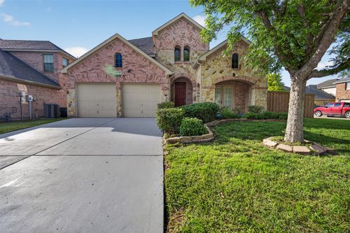 2616 Cove Dr, Grand Prairie, TX, 75054-7234 | Card Image