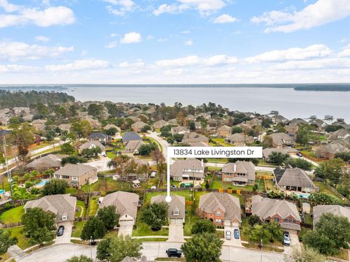 13834 Lake Livingston Dr, Houston, TX, 77044-5898 | Card Image