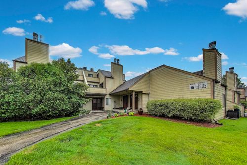 unit-74-3317 Beacon St, North Chicago, IL, 60064-3427 | Card Image