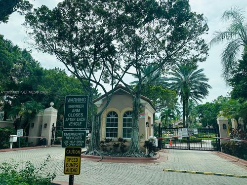 102-12148 Saint Andrews Pl, Miramar, FL, 33025-0737 | Card Image