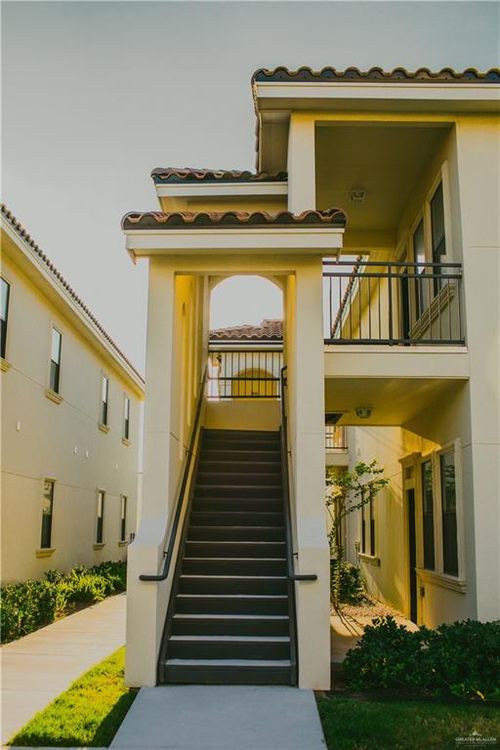 810 S Taylor Rd, Mission, TX, 78572-0212 | Card Image