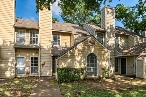 714 Bel Aire Crst, Irving, TX, 75061-7588 | Card Image