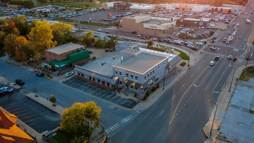 320 E Broadway, Columbia, MO, 65201-4458 | Card Image