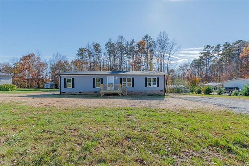 120 Culpepper Ln, Ronda, NC, 28670-9121 | Card Image