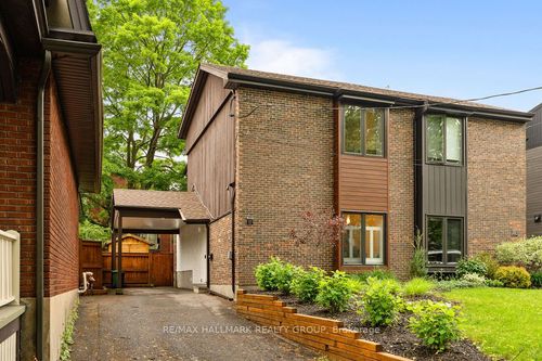 43 Noel St, Ottawa, ON, K1M2A4 | Card Image