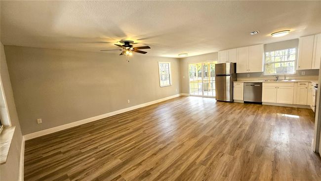 4312 Lithia Pinecrest Rd, House other with 3 bedrooms, 2 bathrooms and null parking in VALRICO FL | Image 4