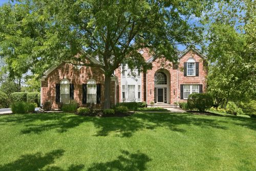 4 Stillwater Ct, Algonquin, IL, 60102-6838 | Card Image