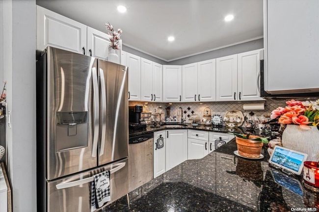 APT-4 - 45 E Broadway, Condo with 2 bedrooms, 2 bathrooms and null parking in Long Beach NY | Image 11