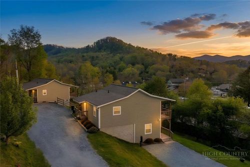 164 Apple Blossom Lane, Banner Elk, NC, 28604 | Card Image