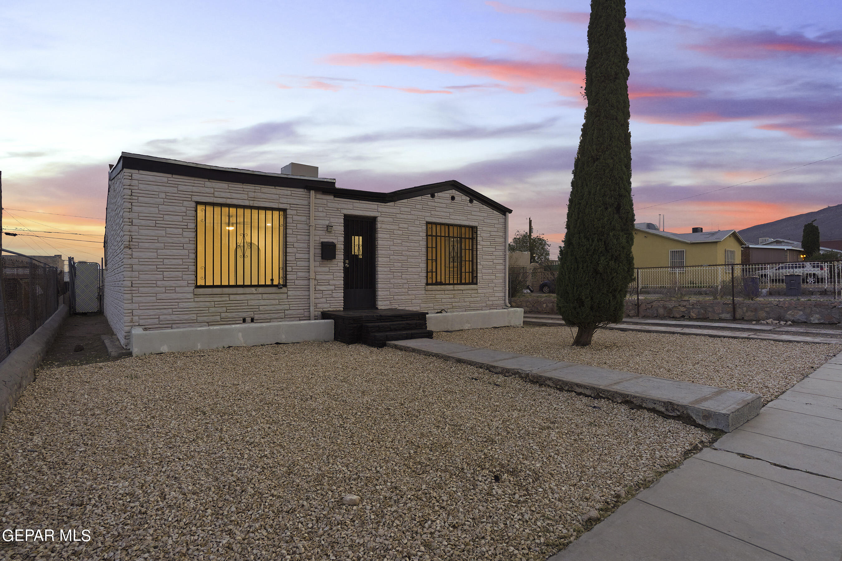 Richmond Ave, El Paso, TX 79930